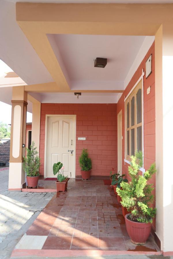 Sai Holiday Home Madikeri Extérieur photo